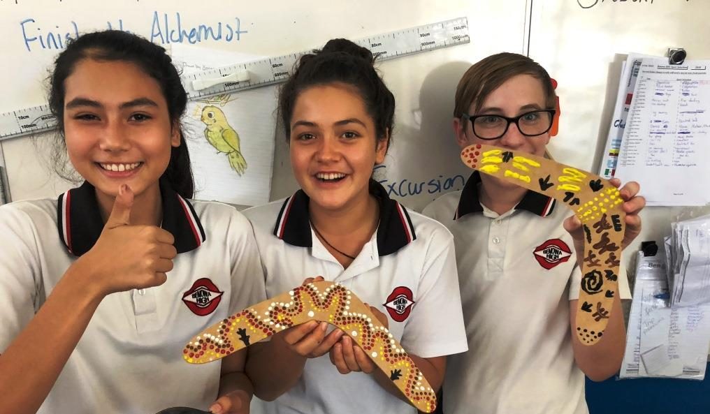 3-6 Indigenous Artefacts Mobile Display